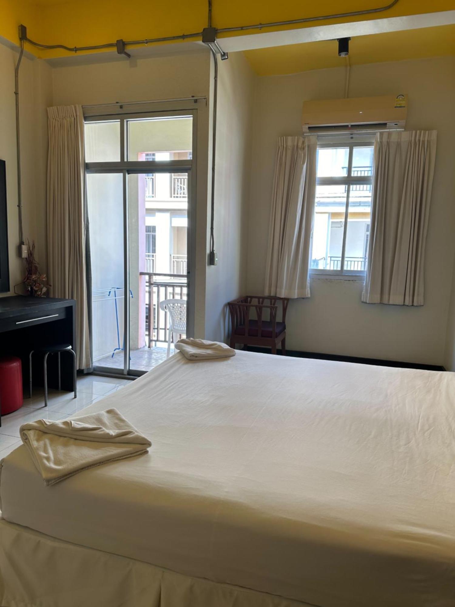 Cozy Place Patong Экстерьер фото