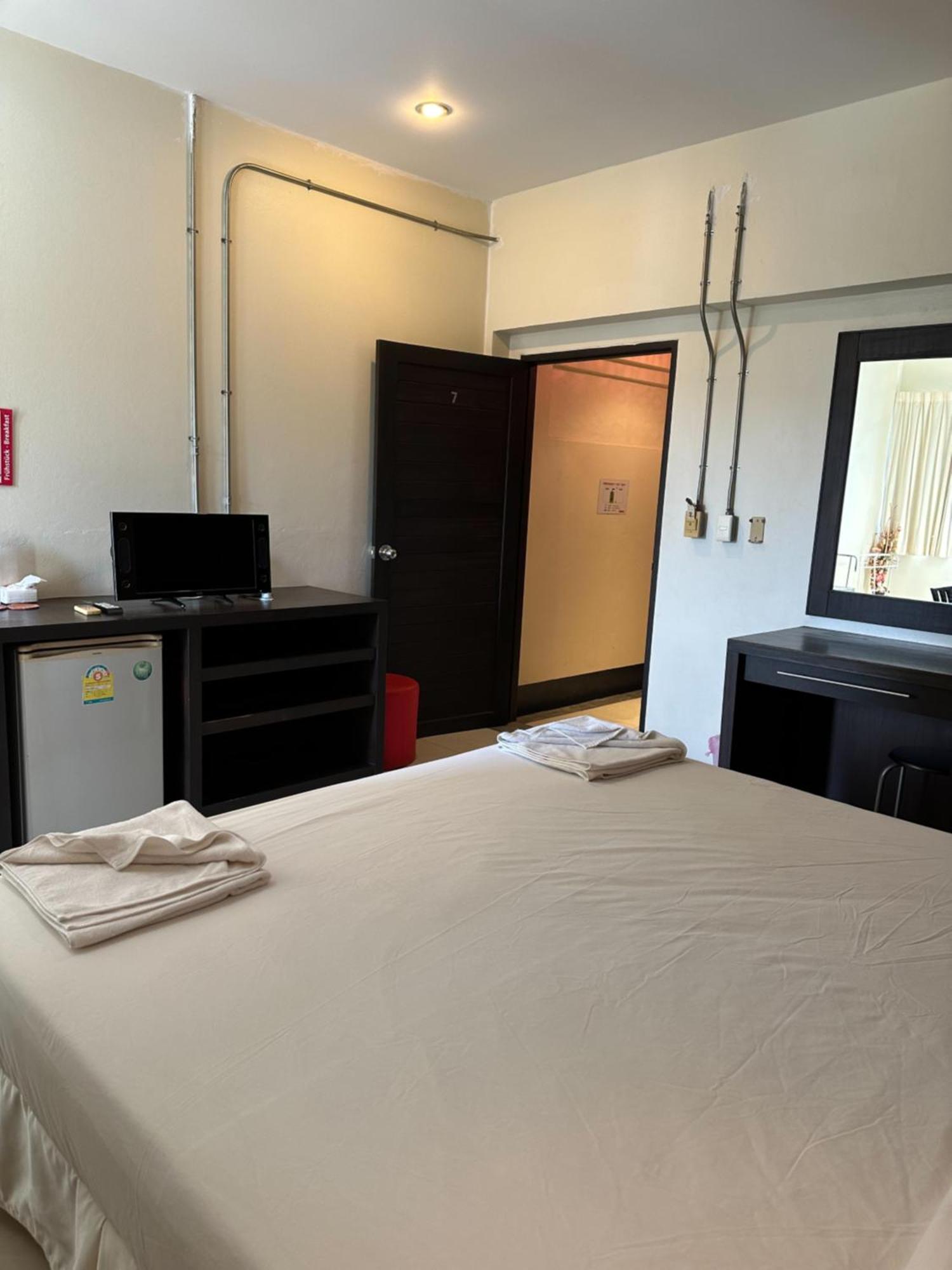Cozy Place Patong Экстерьер фото